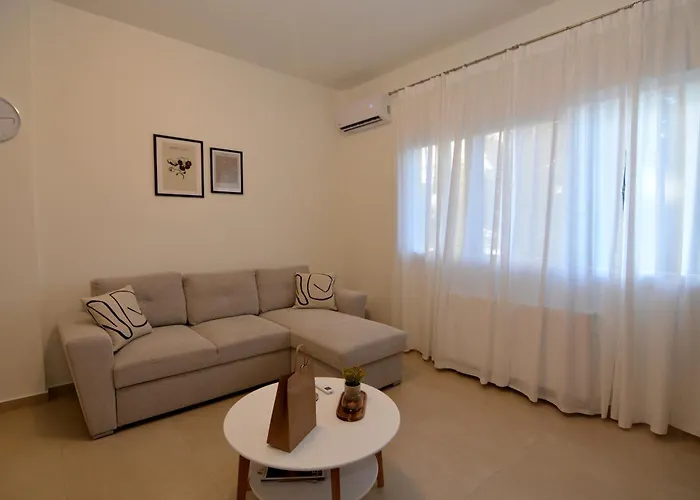 Apartman Elli's *
